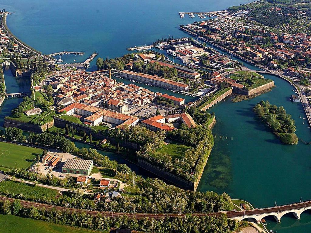 Sk Home Peschiera del Garda Exterior photo